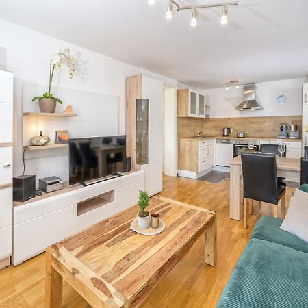 Haus "Bergblick" Ferienwohnung Falken Mit 1 Schlafzimmer 上施陶芬 外观 照片
