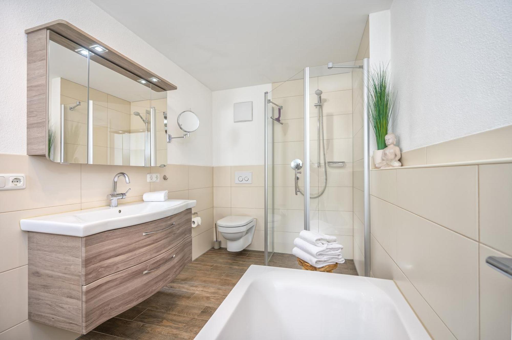 Haus "Bergblick" Ferienwohnung Falken Mit 1 Schlafzimmer 上施陶芬 外观 照片