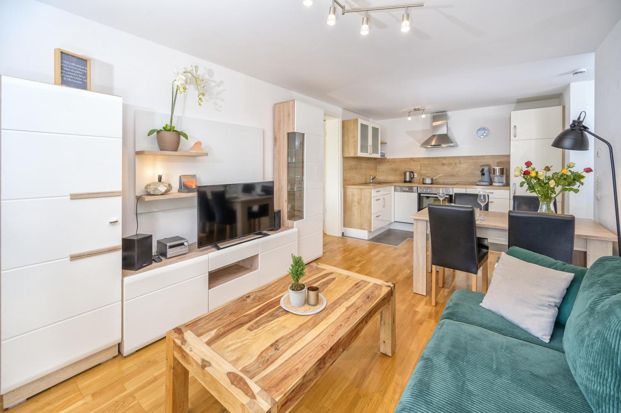 Haus "Bergblick" Ferienwohnung Falken Mit 1 Schlafzimmer 上施陶芬 外观 照片